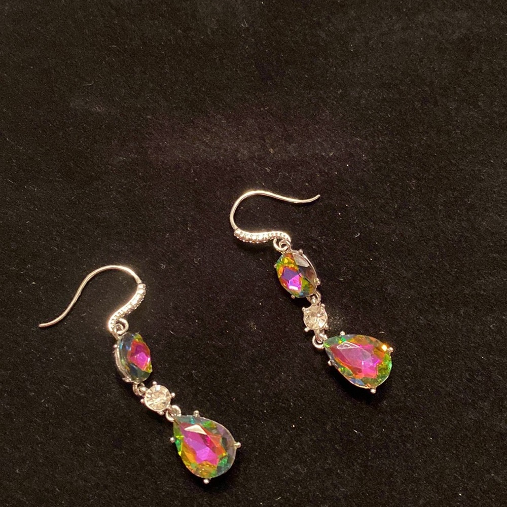 NWT Silver-Tone Crystal & Stone Triple Drop Earrings. CHARTER CLUB - Picture 5 of 8
